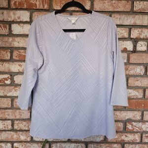 Chrisropher & Banks LilacV-Neck Top